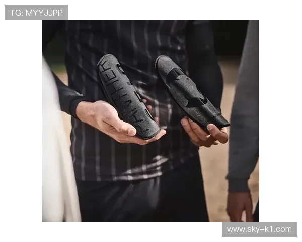 护腿板规则：裁判检验标准与袜子覆盖要求