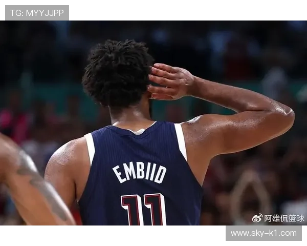 查尔斯·巴克利篮下强攻提升球队内线效率明显优于同时代大个子